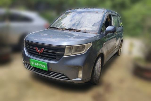 Used Wuling Hongguang PLUS 2019 1.5T Manual Comfort Version 7 Seats