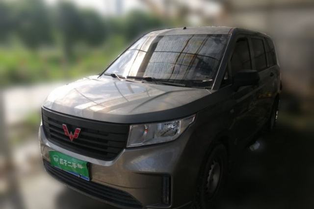Used Wuling Hongguang PLUS 2019 1.5T Manual Standard Edition 5 Seats