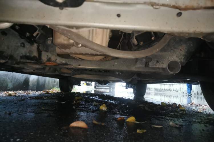 Used Wuling Hongguang PLUS 2019 1.5T Manual Standard Version 7 Seats Chassis Front