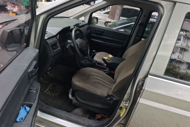 Used Wuling Hongguang PLUS 2019 1.5T Manual Standard Edition 5 Seats Driver Seat