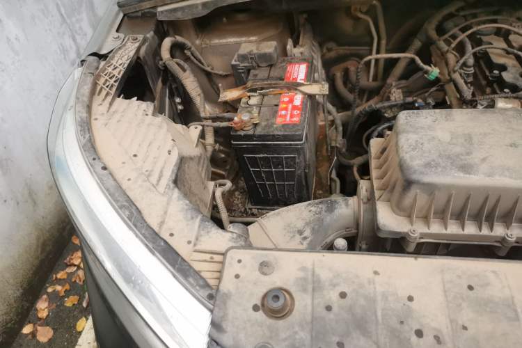 Used Wuling Hongguang PLUS 2019 1.5T Manual Standard Version 7 Seats Engine Bay Right