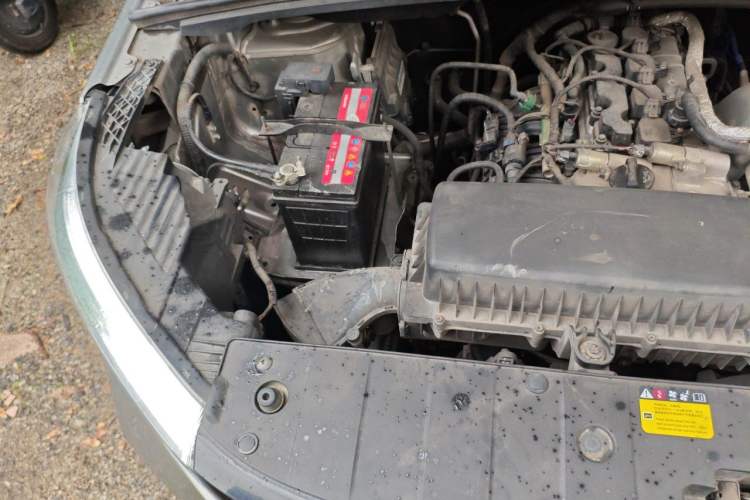 Used Wuling Hongguang PLUS 2019 1.5T Manual Comfort Version 7 Seats Engine Bay Right