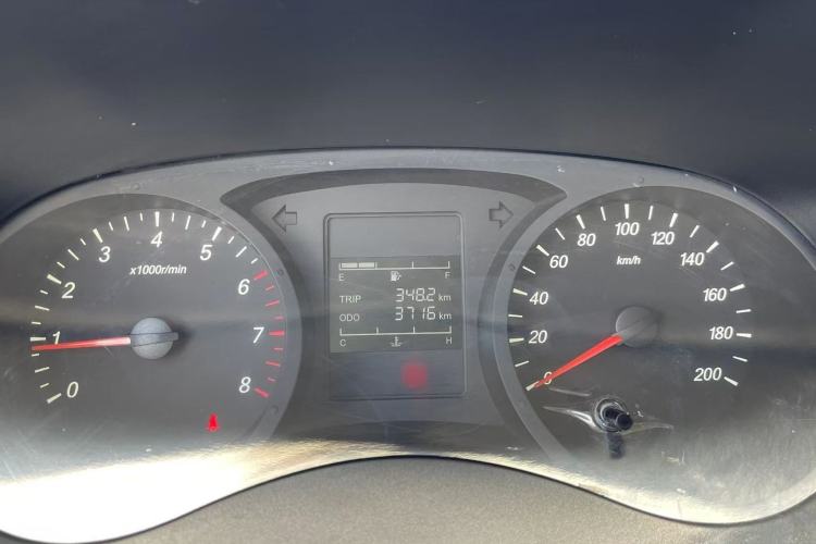 Used Wuling Hongguang PLUS 2019 1.5T Manual Standard Version 7 Seats Exterior 10