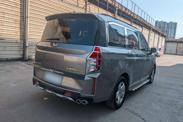 Used Wuling Hongguang PLUS 2019 1.5T Manual Luxury 7-Seater Exterior 7
