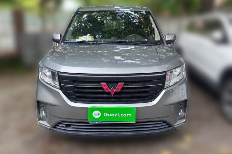 Used Wuling Hongguang PLUS 2019 1.5T Manual Comfort Version 7 Seats Front