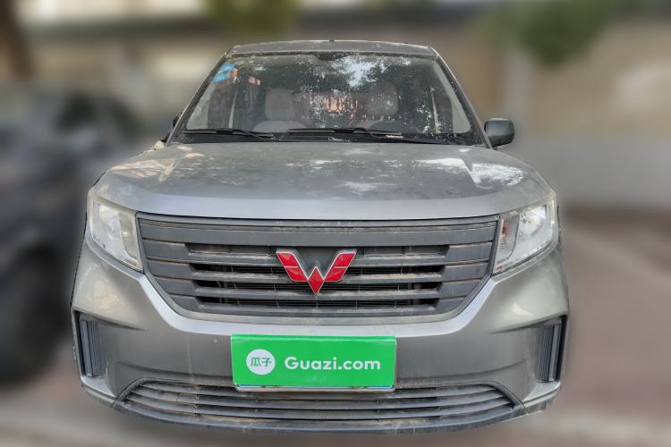Used Wuling Hongguang PLUS 2019 1.5T Manual Standard Edition 5 Seats Front