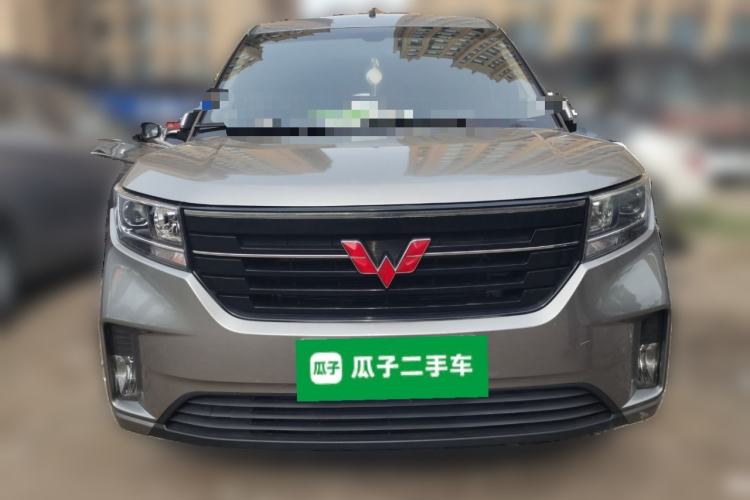 Used Wuling Hongguang PLUS 2019 1.5T Manual Luxury 7-Seater Front