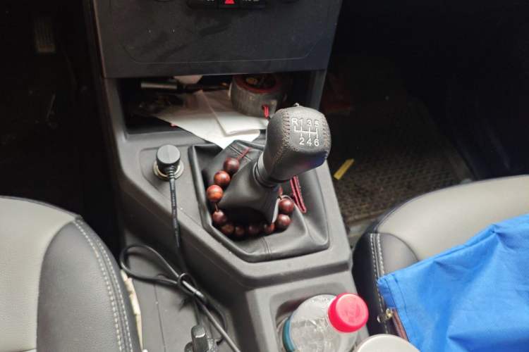 Used Wuling Hongguang PLUS 2019 1.5T Manual Comfort Version 7 Seats Gear Lever