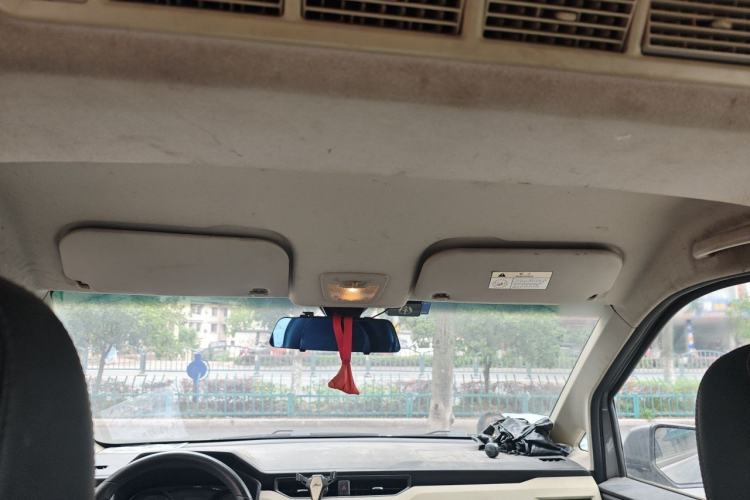 Used Wuling Hongguang PLUS 2019 1.5T Manual Luxury 7-Seater Headliner