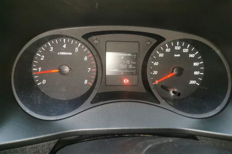 Used Wuling Hongguang PLUS 2019 1.5T Manual Standard Version 7 Seats Instrument Cluster