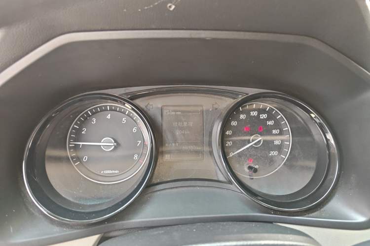 Used Wuling Hongguang PLUS 2019 1.5T Manual Comfort Version 7 Seats Instrument Cluster