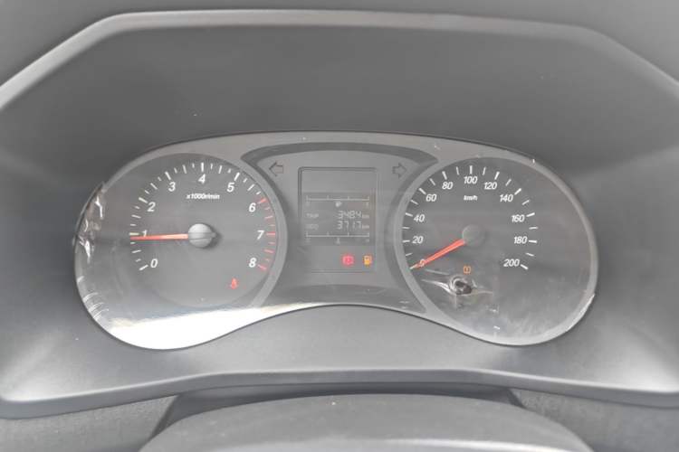 Used Wuling Hongguang PLUS 2019 1.5T Manual Standard Version 7 Seats Instrument Cluster