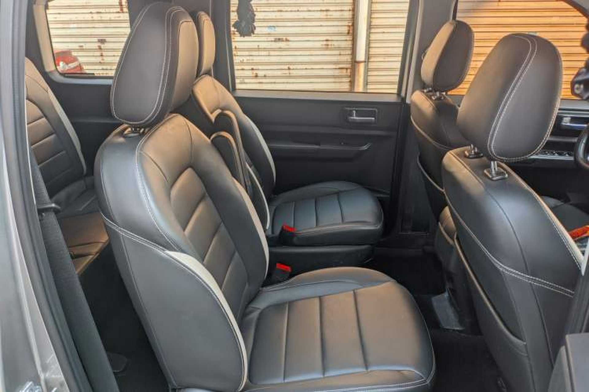 Used Wuling Hongguang PLUS 2019 1.5T Manual Luxury 7-Seater Interior 7