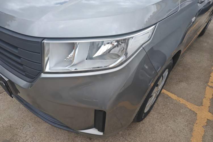Used Wuling Hongguang PLUS 2019 1.5T Manual Standard Version 7 Seats Left Front Headlight
