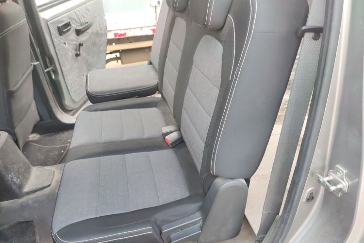 Used Wuling Hongguang PLUS 2019 1.5T Manual Standard Edition 5 Seats Left Rear Seat