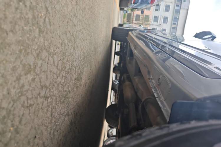 Used Wuling Hongguang PLUS 2019 1.5T Manual Standard Version 7 Seats Left Side Sill