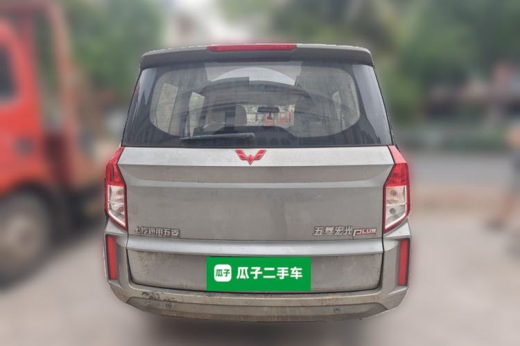 Used Wuling Hongguang PLUS 2019 1.5T Manual Luxury 7-Seater Rear