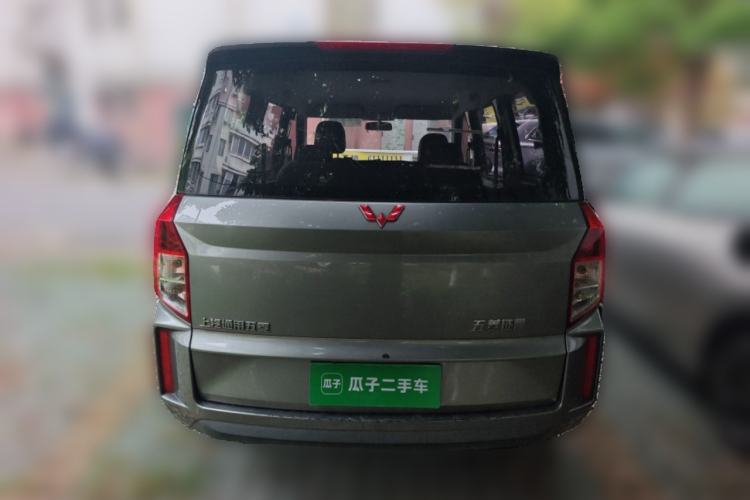 Used Wuling Hongguang PLUS 2019 1.5T Manual Standard Edition 5 Seats Rear