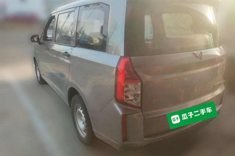 Used Wuling Hongguang PLUS 2019 1.5T Manual Standard Edition 5 Seats Rear Left 45 Deg