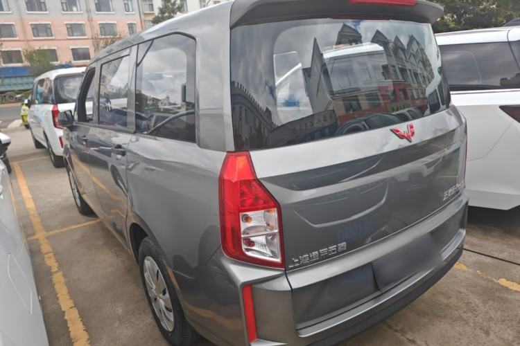 Used Wuling Hongguang PLUS 2019 1.5T Manual Standard Version 7 Seats Rear Left 45 Deg