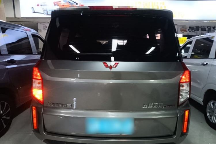 Used Wuling Hongguang PLUS 2019 1.5T Manual Luxury 7-Seater Rear