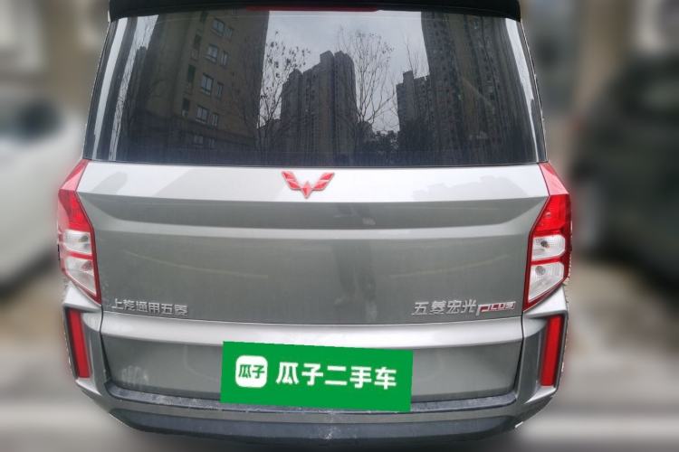 Used Wuling Hongguang PLUS 2019 1.5T Manual Standard Edition 5 Seats Rear