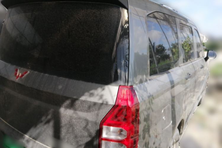 Used Wuling Hongguang PLUS 2019 1.5T Manual Standard Edition 5 Seats Rear Right 45 Deg