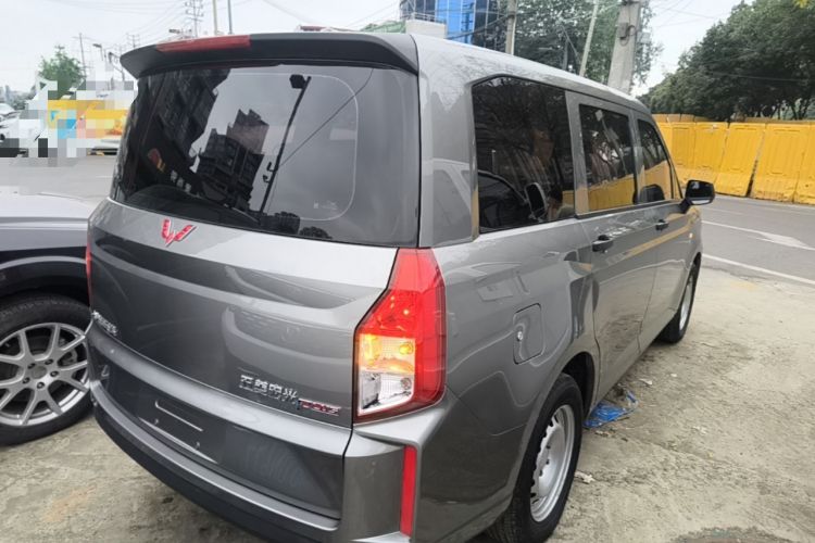 Used Wuling Hongguang PLUS 2019 1.5T Manual Standard Version 7 Seats Rear Right 45 Deg