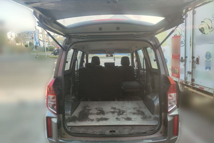 Used Wuling Hongguang PLUS 2019 1.5T Manual Standard Edition 5 Seats Trunk