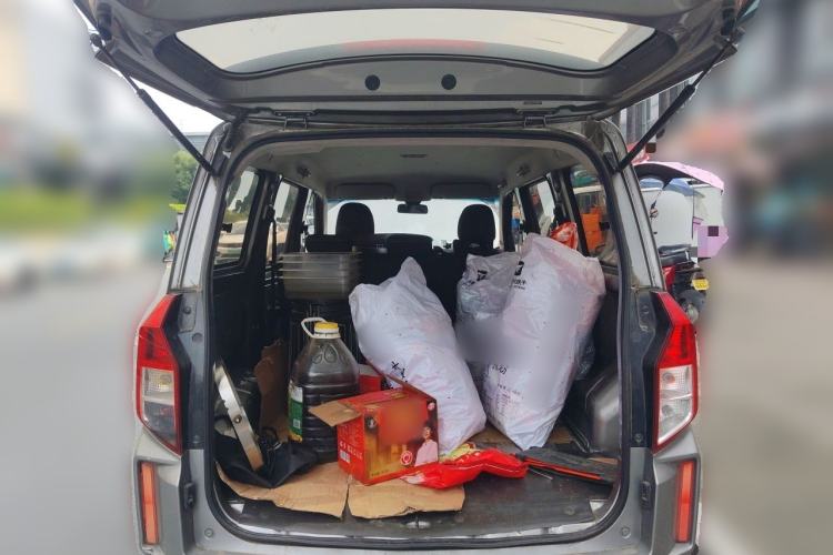 Used Wuling Hongguang PLUS 2019 1.5T Manual Standard Edition 5 Seats Trunk