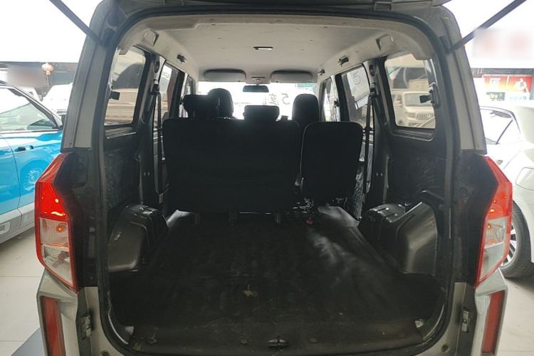 Used Wuling Hongguang PLUS 2019 1.5T Manual Standard Edition 5 Seats Trunk