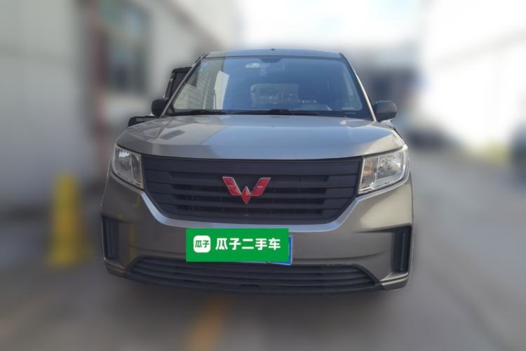Used Wuling Hongguang PLUS 2019 1.5T Manual Standard Version 7 Seats Front