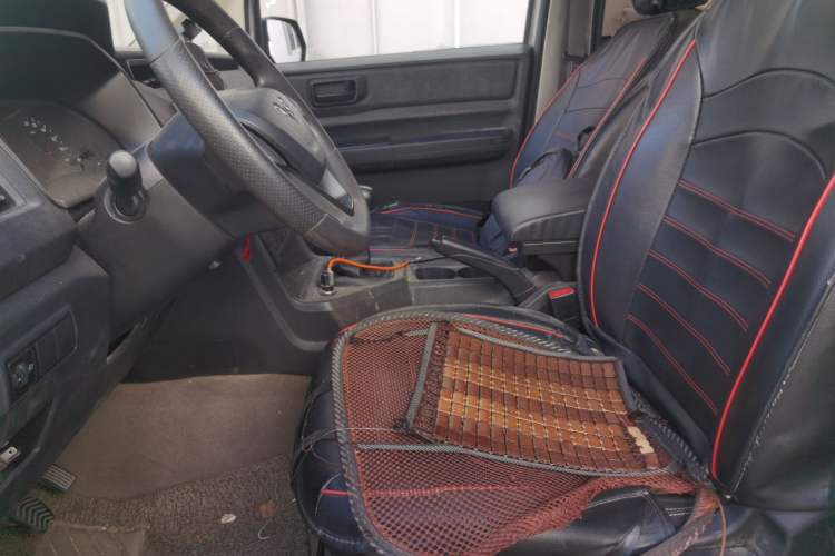 Used Wuling Hongguang PLUS 2019 1.5T Manual Standard Version 7 Seats Left Front Seat