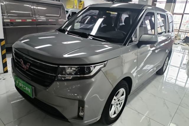 Used Wuling Hongguang PLUS 2019 1.5T Manual Luxury 7-Seater