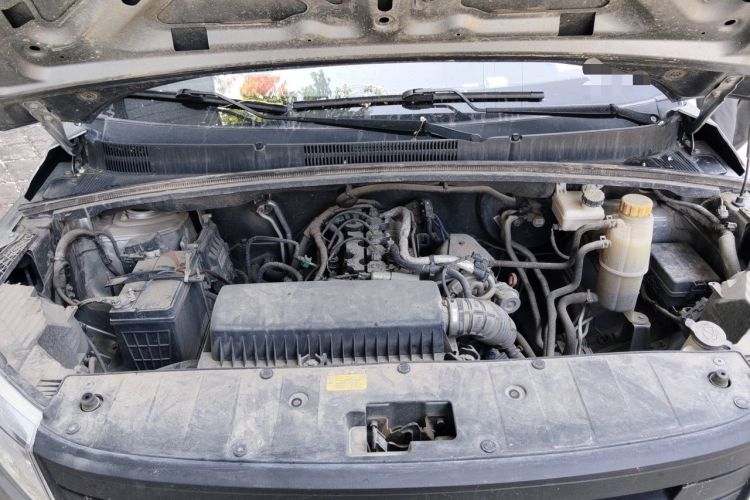 Used Wuling Hongguang PLUS 2019 1.5T Manual Standard Edition 5 Seats Engine Bay