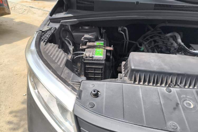 Used Wuling Hongguang PLUS 2019 1.5T Manual Wealthy Version 2 Seats Engine Bay Right