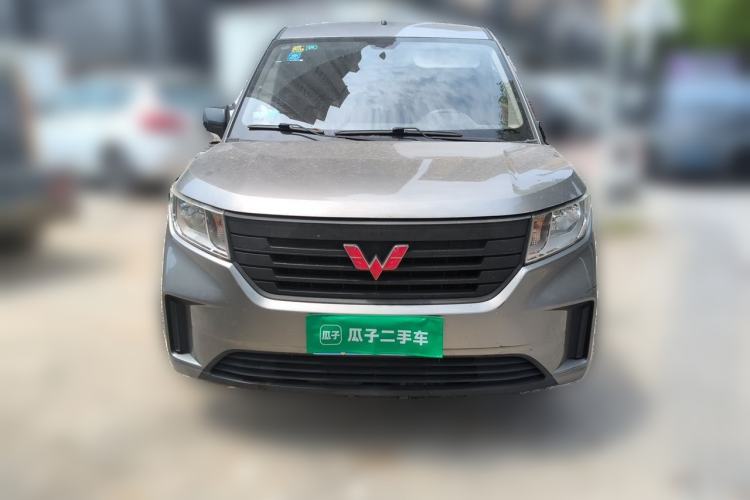 Used Wuling Hongguang PLUS 2019 1.5T Manual Wealthy Version 2 Seats Front