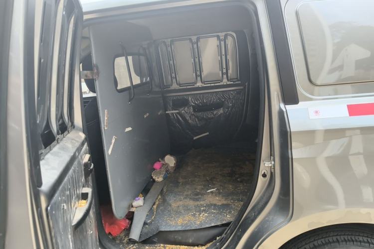 Used Wuling Hongguang PLUS 2019 1.5T Manual Wealthy Version 2 Seats Left Rear Seat