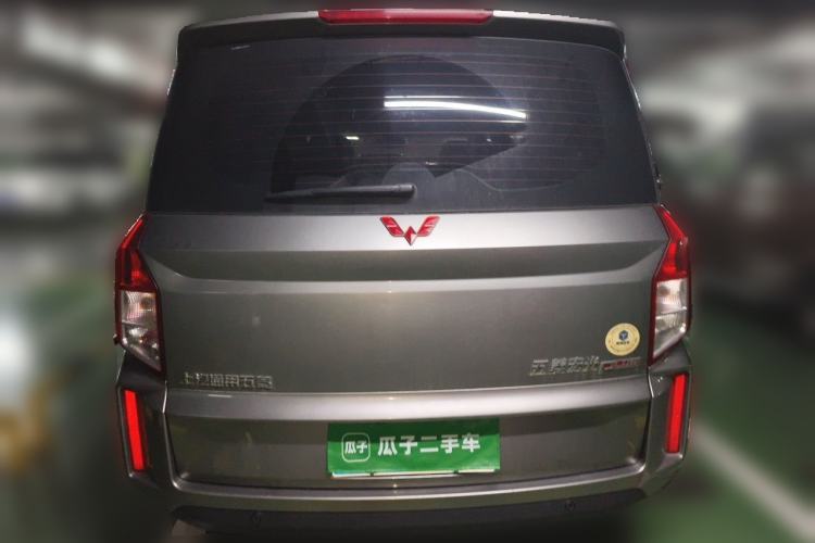 Used Wuling Hongguang PLUS 2019 1.5T Manual Luxury 7-Seater Rear