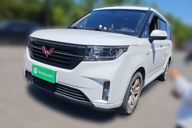 Used Wuling Hongguang PLUS 2019 1.5T Manual Luxury 7-Seater