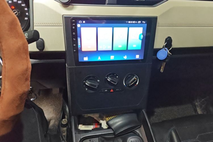 Used Wuling Hongguang PLUS 2019 1.5T Manual Comfort Version 7 Seats Audio And AC Panel