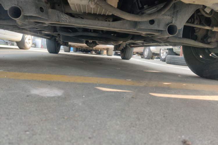 Used Wuling Hongguang PLUS 2019 1.5T Manual Standard Edition 5 Seats Chassis Front