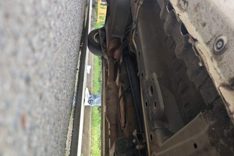 Used Wuling Hongguang PLUS 2019 1.5T Manual Luxury 7-Seater Chassis Front Right