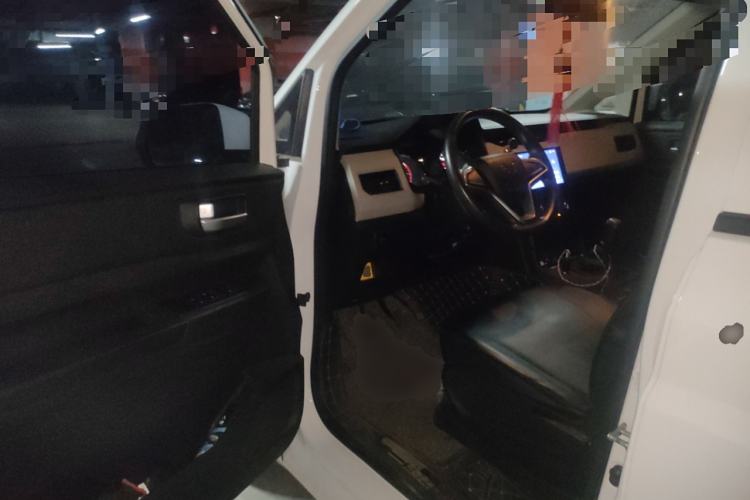 Used Wuling Hongguang PLUS 2019 1.5T Manual Comfort Version 7 Seats Driver Seat