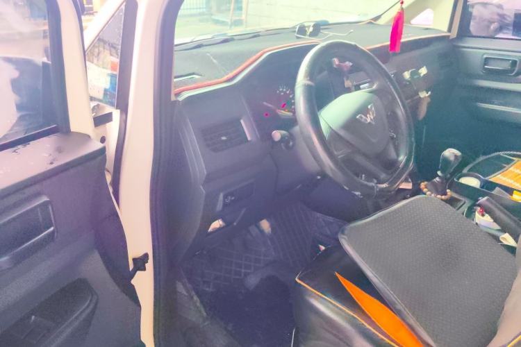 Used Wuling Hongguang PLUS 2019 1.5T Manual Standard Edition 5 Seats Driver Seat