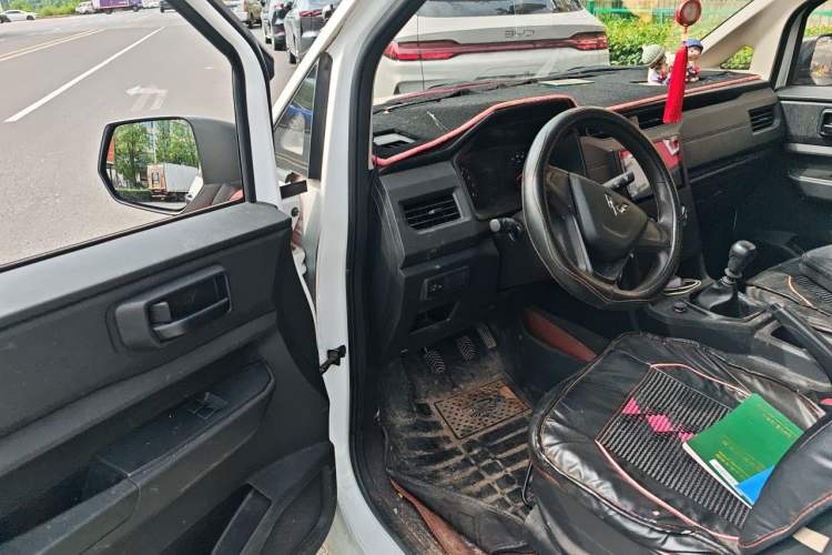 Used Wuling Hongguang PLUS 2019 1.5T Manual Standard Version 7 Seats Driver Seat