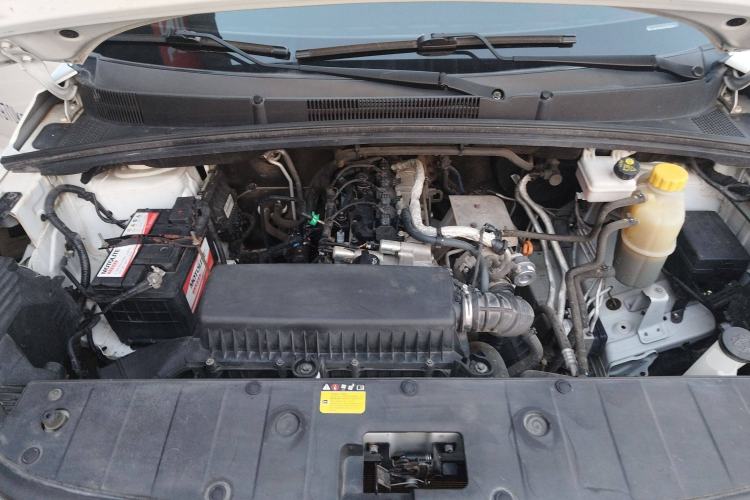 Used Wuling Hongguang PLUS 2019 1.5T Manual Wealthy Version 2 Seats Engine Bay