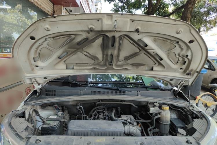 Used Wuling Hongguang PLUS 2019 1.5T Manual Standard Version 8 Seats Engine Bay