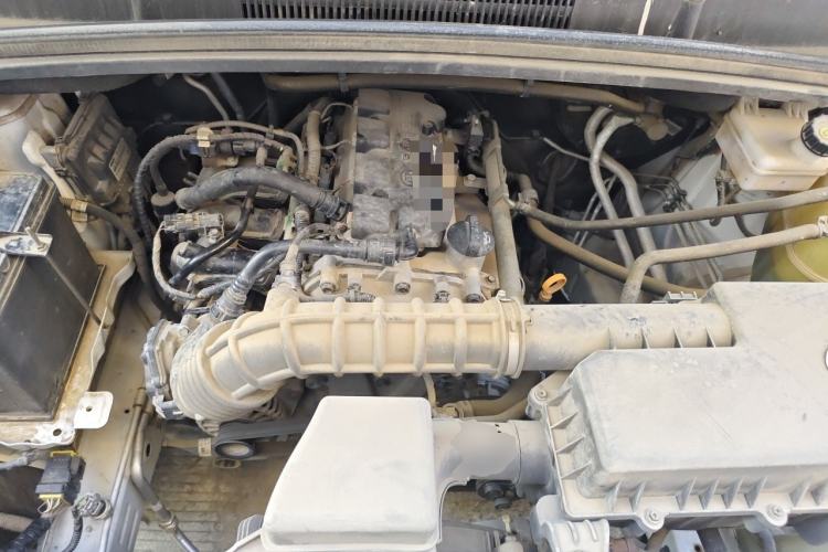 Used Wuling Hongguang PLUS 2019 1.5T Manual Standard Edition 5 Seats Engine Bay