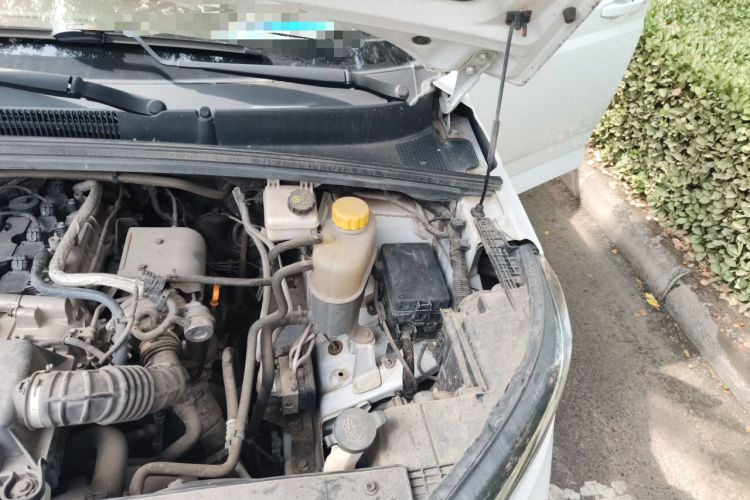 Used Wuling Hongguang PLUS 2019 1.5T Manual Luxury 7-Seater Engine Bay Left